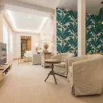 Luxe Carlos Cañal