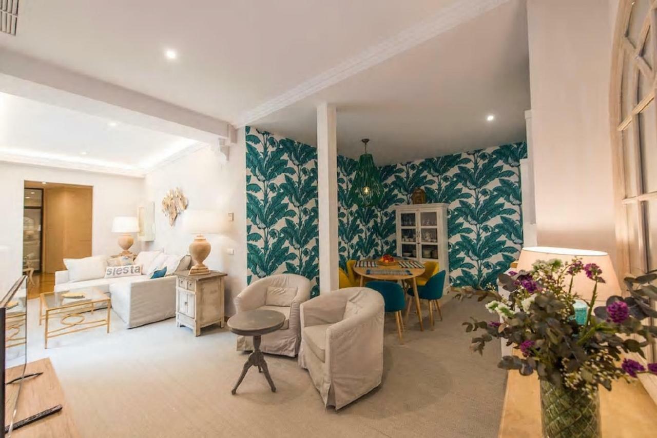 Luxe Carlos Canal Seville