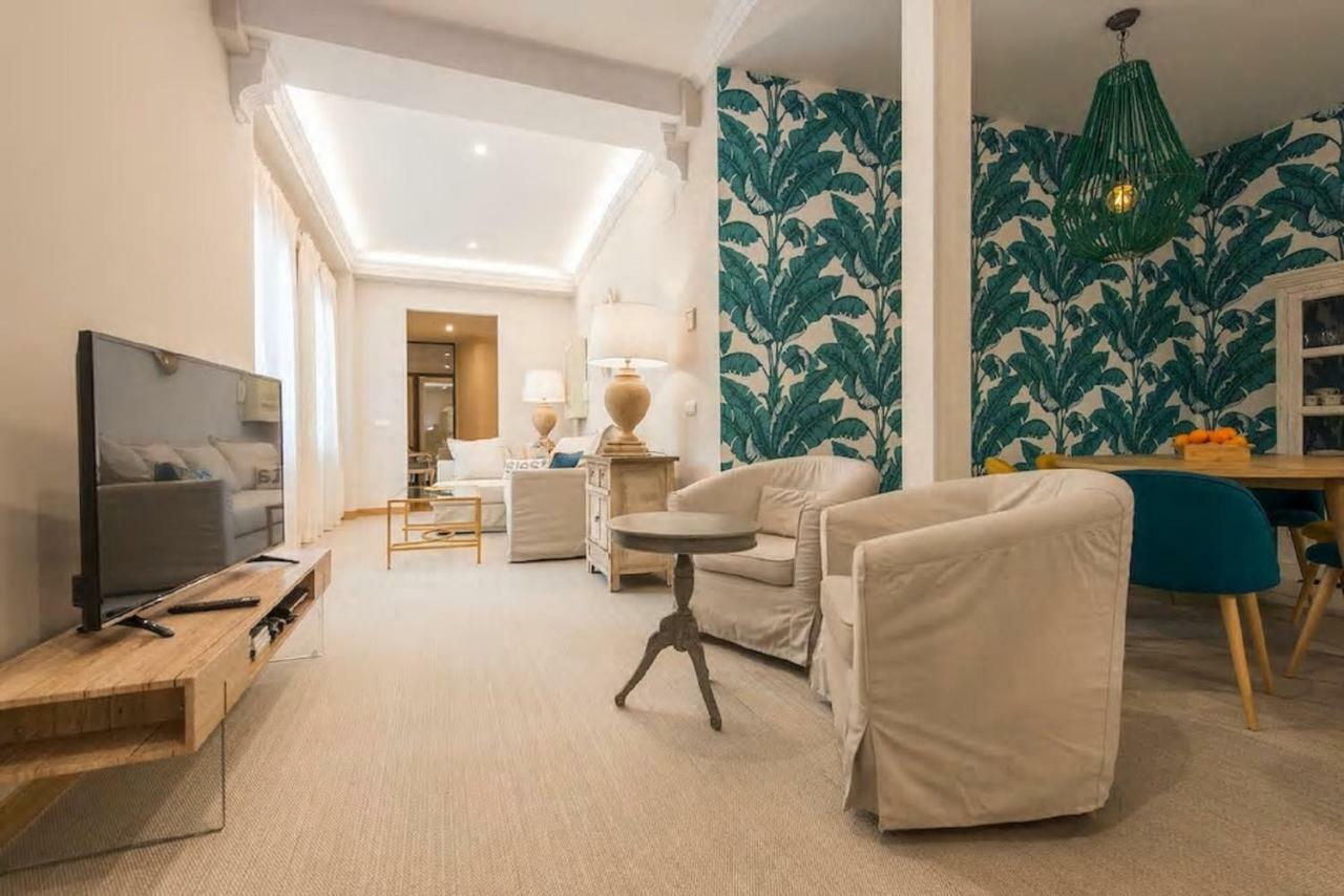 Luxe Carlos Canal Seville