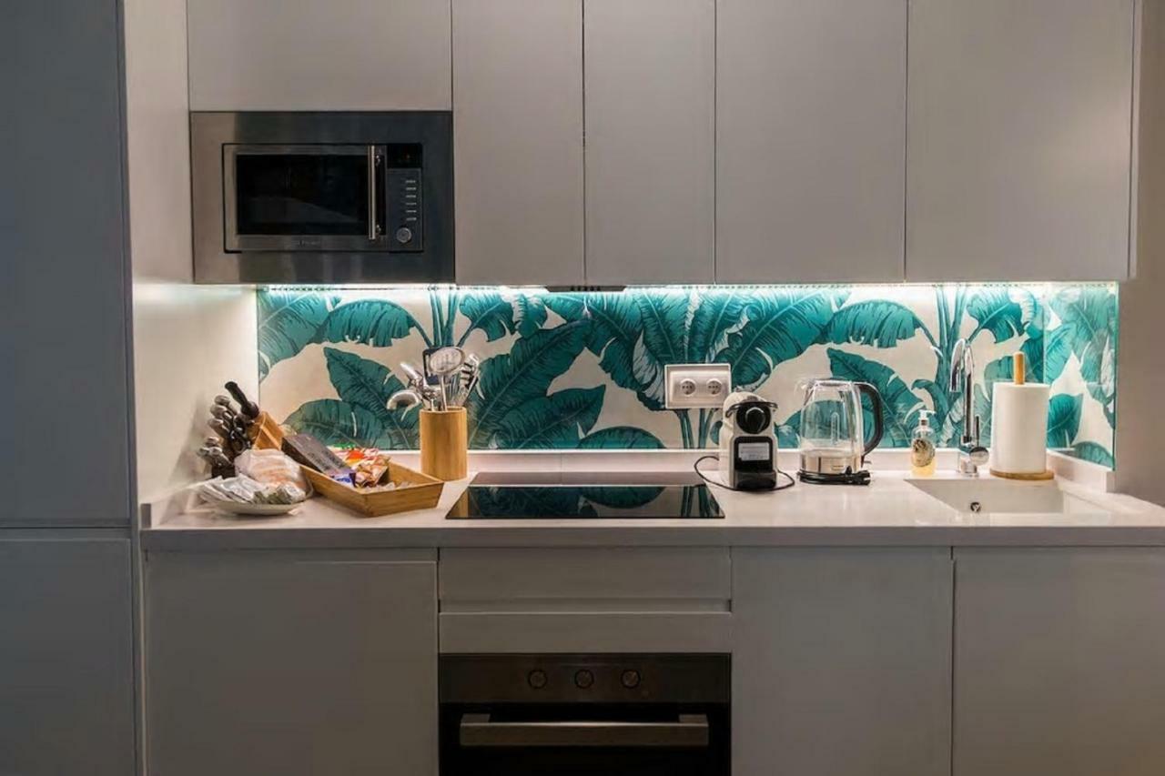 Luxe Carlos Canal Apartment *